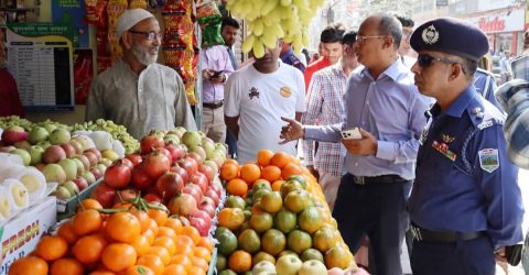 নাগরিক সংকট নিরসনে সিরাজগঞ্জে প্রশাসনের অভিযান